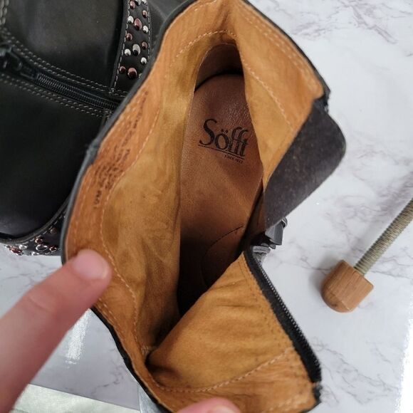 SOFFT Noreen Studded Black Leather Heeled Ankle Bootie 10M - Picture 14 of 14